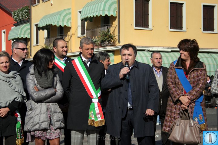 Alza Bandiera (318).JPG